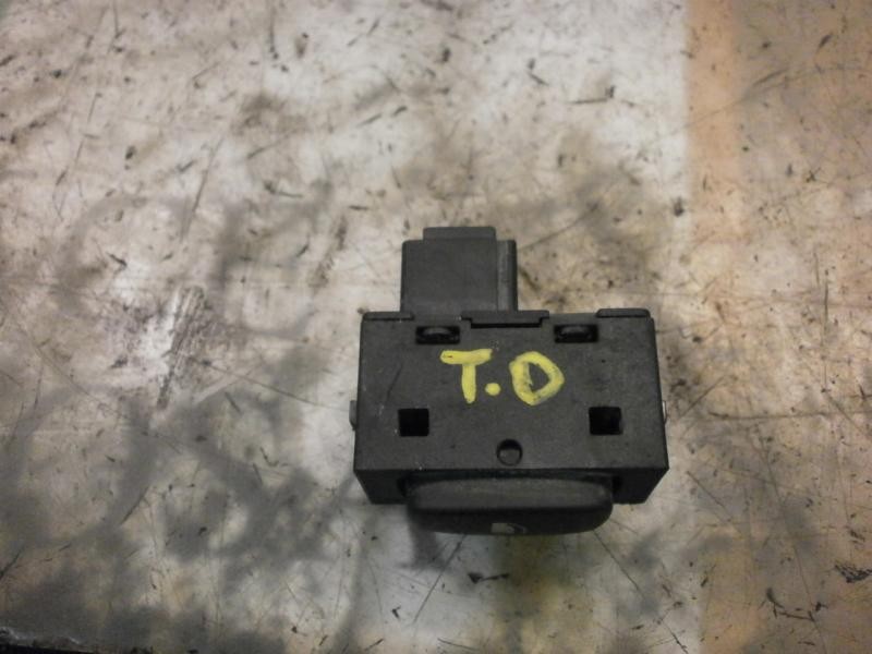 Recambio de mando elevalunas trasero derecho para peugeot 307 (s1) xs referencia OEM IAM   