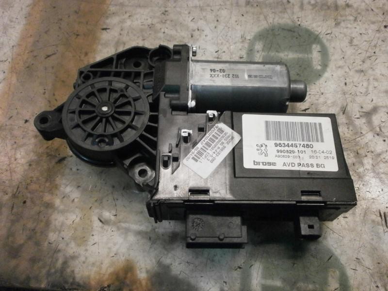 Recambio de motor elevalunas delantero derecho para peugeot 307 (s1) xs referencia OEM IAM   