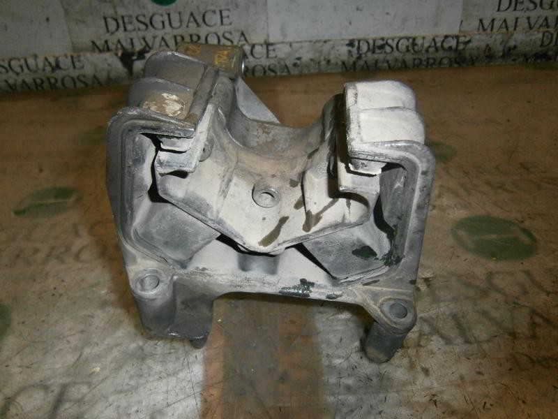 Recambio de soporte cambio para opel vectra b berlina elegance referencia OEM IAM   