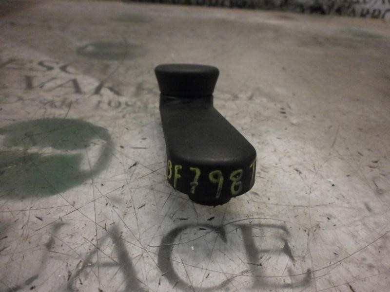 Recambio de maneta elevalunas trasera izquierda para opel vectra b berlina básico referencia OEM IAM   