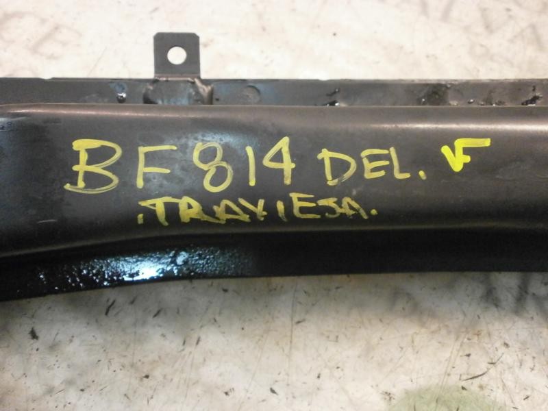 Recambio de travesaño inferior para nissan primera berlina (p12) visia referencia OEM IAM 11240AV400  
