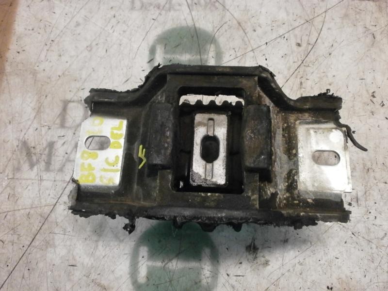 Recambio de soporte cambio para ford fiesta (cbk) ghia referencia OEM IAM   