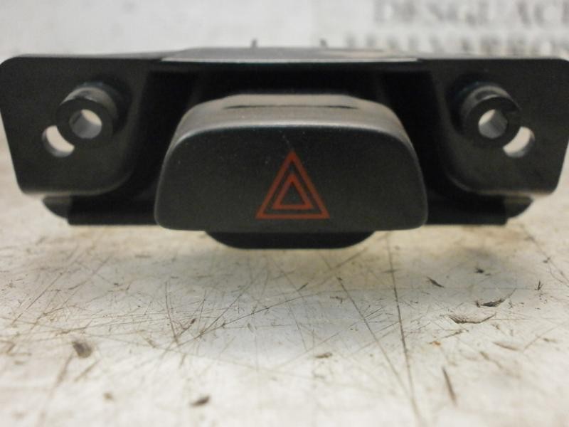 Recambio de warning para ford fiesta (cbk) ghia referencia OEM IAM   