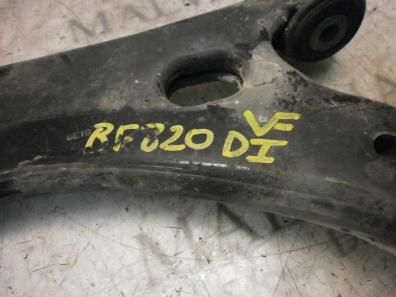 Recambio de brazo suspension inferior delantero izquierdo para ford fiesta (cbk) ghia referencia OEM IAM   