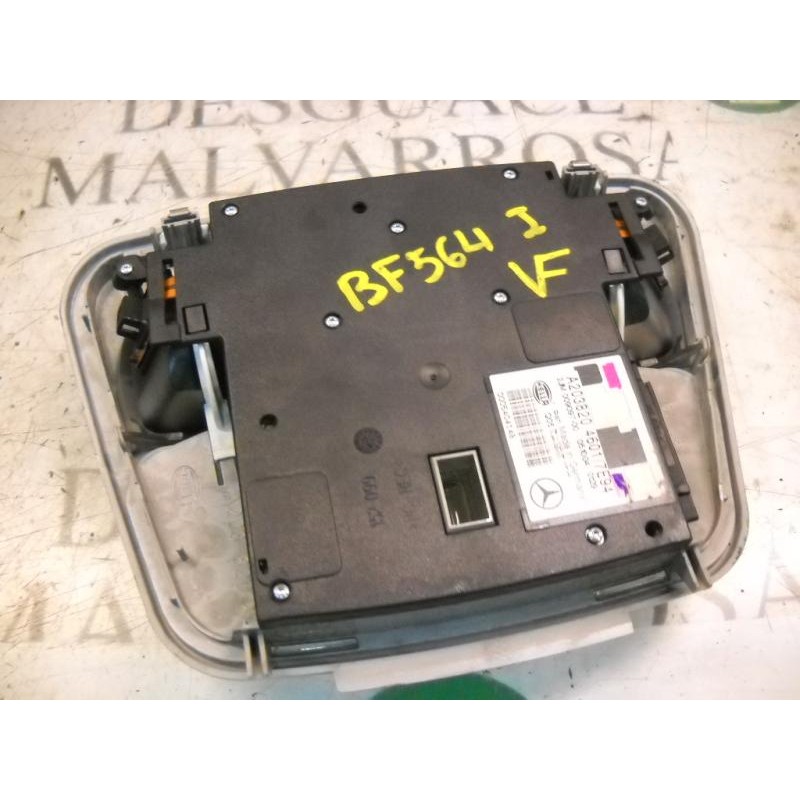 Recambio de piloto interior para mercedes-benz clase c (w203) berlina 270 cdi (203.016) referencia OEM IAM   