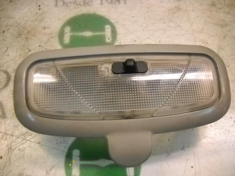 Recambio de piloto interior para ford fiesta (cbk) ghia referencia OEM IAM   
