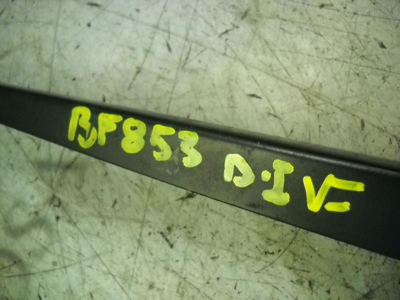 Recambio de brazo limpia delantero izquierdo para ford fiesta (cbk) ghia referencia OEM IAM   