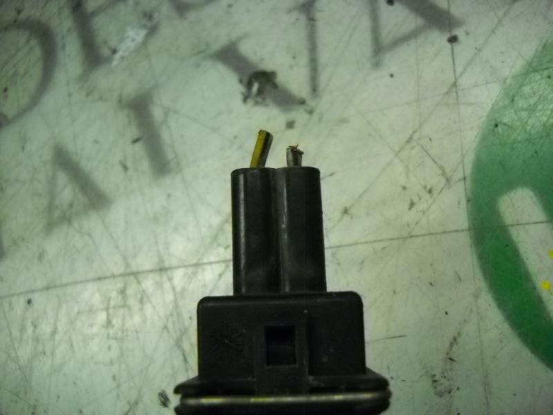 Recambio de bomba limpia para ford fiesta (cbk) ghia referencia OEM IAM   