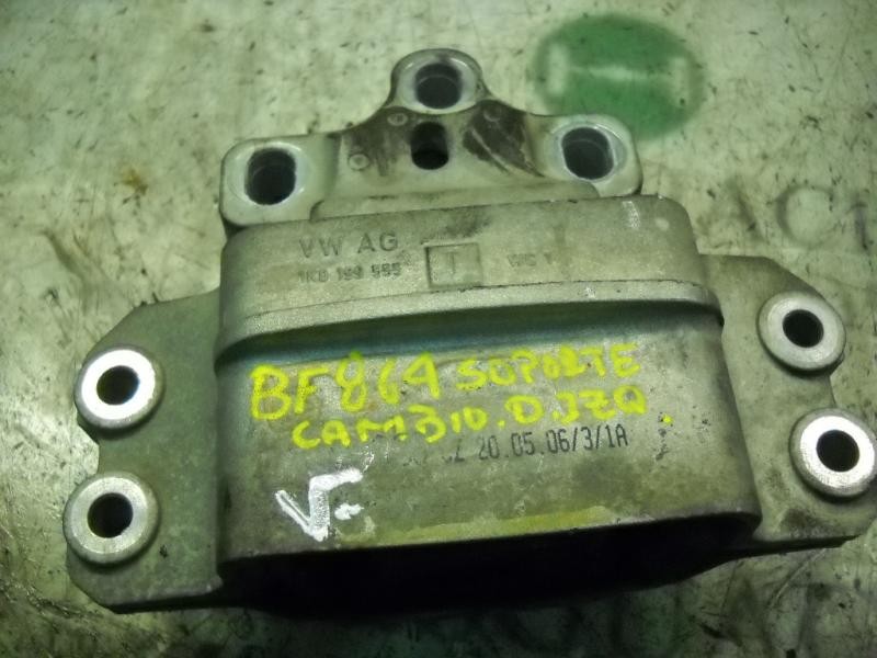 Recambio de soporte cambio para audi a3 (8p) 2.0 tdi referencia OEM IAM 1K0199555T  