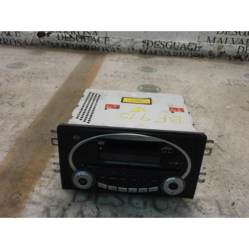 Recambio de sistema audio / radio cd para kia carens 1.6 cat referencia OEM IAM   