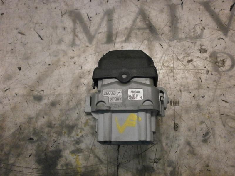 Recambio de mando elevalunas delantero derecho para renault megane ii berlina 5p confort dynamique referencia OEM IAM   