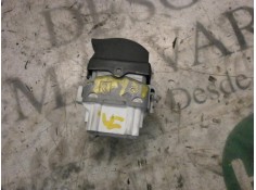 Recambio de mando elevalunas trasero izquierdo para renault megane ii berlina 5p confort dynamique referencia OEM IAM    2