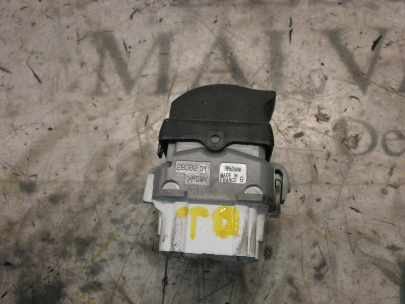 Recambio de mando elevalunas trasero derecho para renault megane ii berlina 5p confort dynamique referencia OEM IAM   