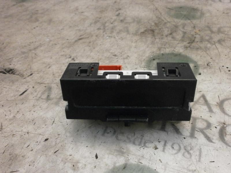 Recambio de mando multifuncion para renault megane ii berlina 5p confort dynamique referencia OEM IAM   