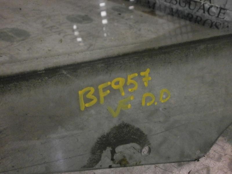 Recambio de cristal puerta delantero derecho para renault megane ii berlina 5p confort dynamique referencia OEM IAM   