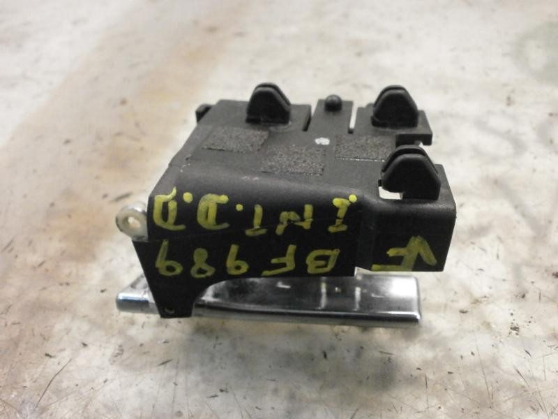 Recambio de maneta interior delantera derecha para volkswagen polo berlina (6n2) trendline referencia OEM IAM   