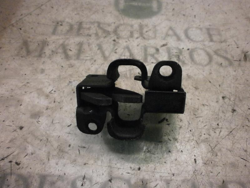 Recambio de cerradura capot para mercedes-benz clase s (w220) berlina 320 cdi (220.026) referencia OEM IAM A2208800160  