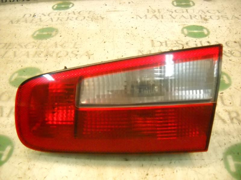 Recambio de piloto trasero derecho interior para renault laguna ii (bg0) authentique referencia OEM IAM 8200002476  