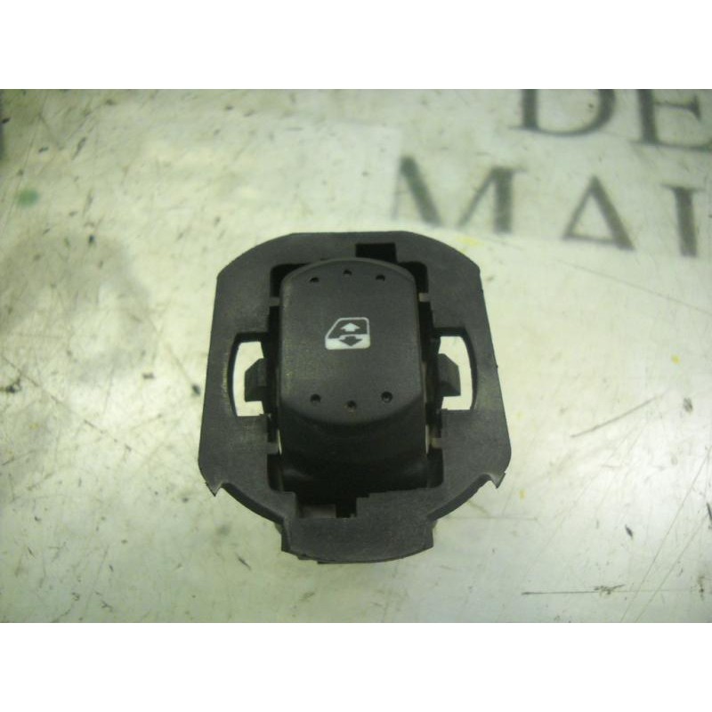 Recambio de mando elevalunas trasero izquierdo para renault laguna ii (bg0) authentique referencia OEM IAM 8200220507  