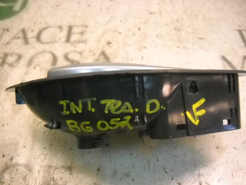 Recambio de maneta interior trasera derecha para renault laguna ii (bg0) authentique referencia OEM IAM 8200000724  