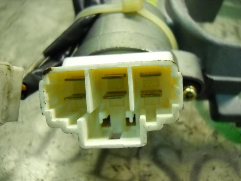 Recambio de antirrobo para kia carens 2.0 crdi ex monovolumen referencia OEM IAM 0K2JA76990 45261A 45261A