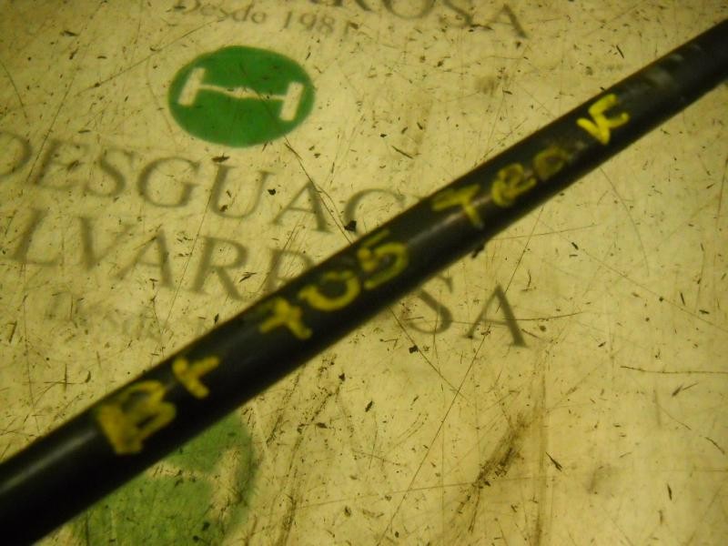 Recambio de barra estabilizadora trasera para kia carens 2.0 crdi ex monovolumen referencia OEM IAM 0K2KB28151A  