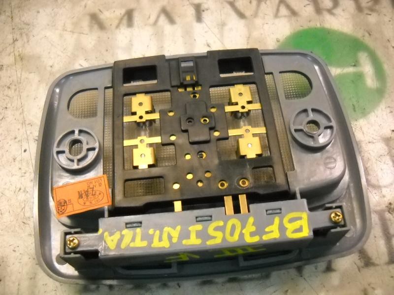 Recambio de piloto interior para kia carens 2.0 crdi ex monovolumen referencia OEM IAM 0K2FA5144044  