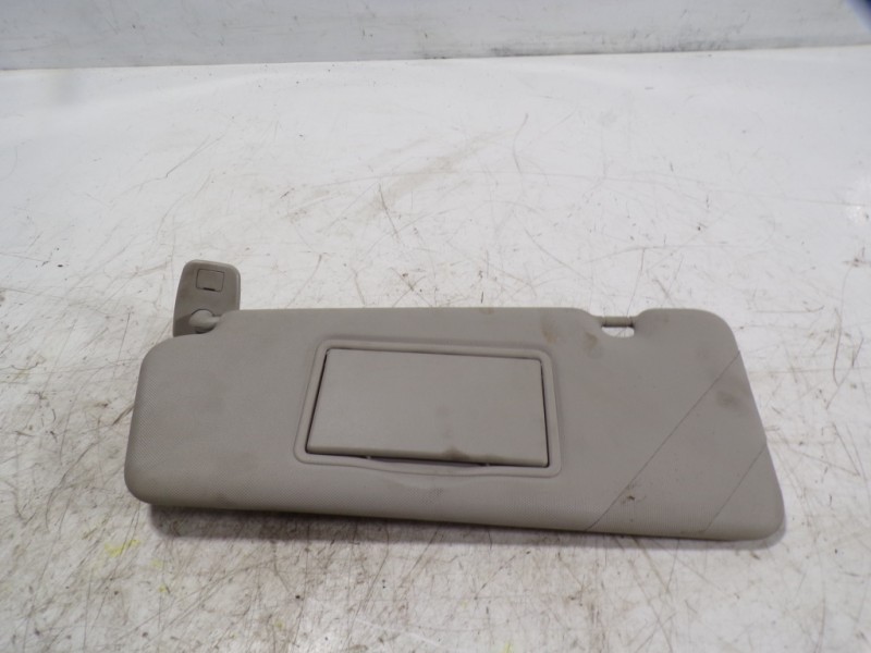 Recambio de parasol izquierdo para renault megane iii berlina 5 p 1.5 dci diesel fap referencia OEM IAM 964010028R  