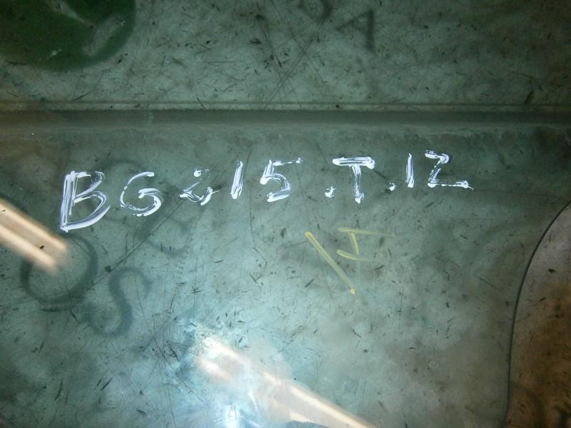 Recambio de cristal puerta trasero izquierdo para renault megane ii classic berlina 1.5 dci diesel referencia OEM IAM   