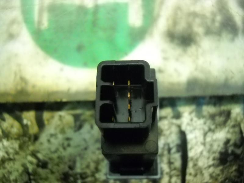 Recambio de modulo electronico para kia carens 2.0 crdi ex monovolumen referencia OEM IAM 0K2FA6623044  