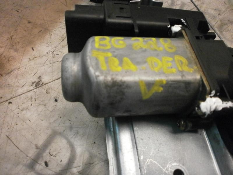 Recambio de elevalunas trasero derecho para renault megane ii berlina 5p confort dynamique referencia OEM IAM   