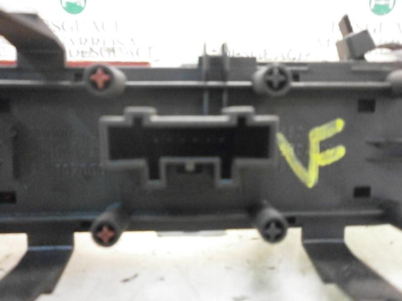 Recambio de warning para renault megane ii berlina 5p confort dynamique referencia OEM IAM   