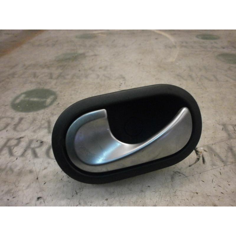 Recambio de maneta interior trasera izquierda para renault megane ii berlina 5p confort dynamique referencia OEM IAM   