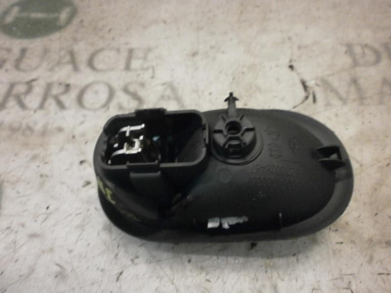 Recambio de maneta interior trasera izquierda para renault megane ii berlina 5p confort dynamique referencia OEM IAM   