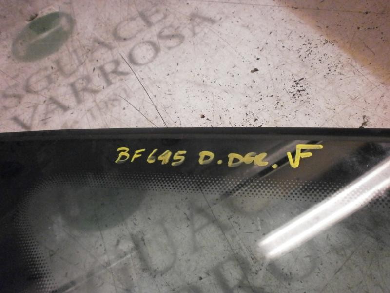 Recambio de cristal custodia delantero derecho para opel zafira b enjoy referencia OEM IAM   