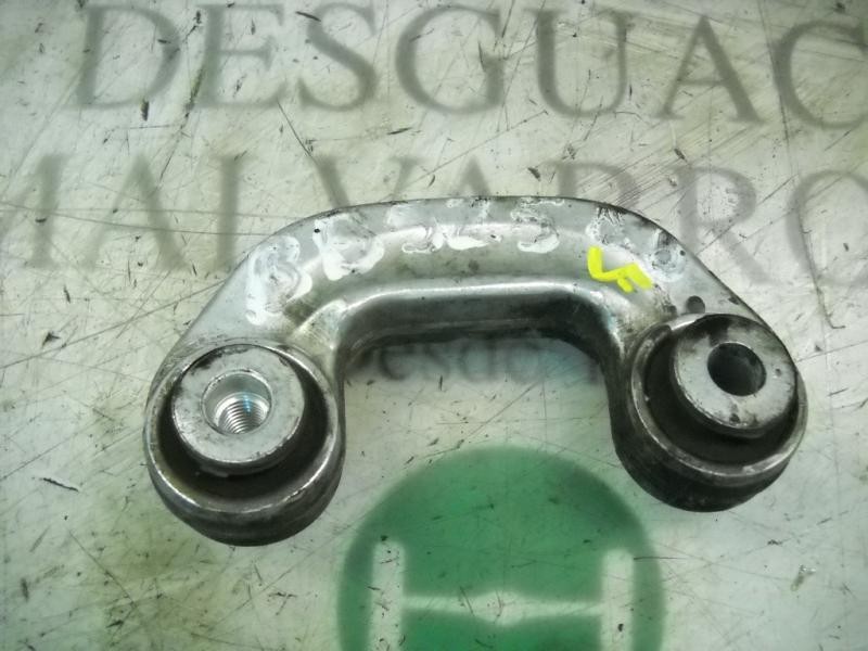 Recambio de tirante delantero derecho para audi a4 berlina (8e) 2.5 tdi (120kw) referencia OEM IAM 8E0411318  