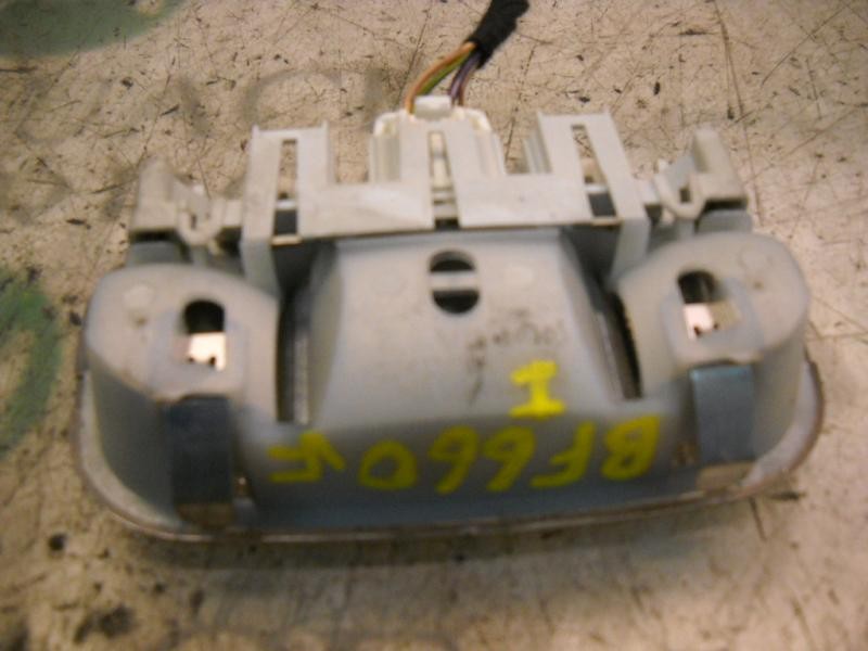 Recambio de piloto interior para peugeot 307 (s1) xr referencia OEM IAM   