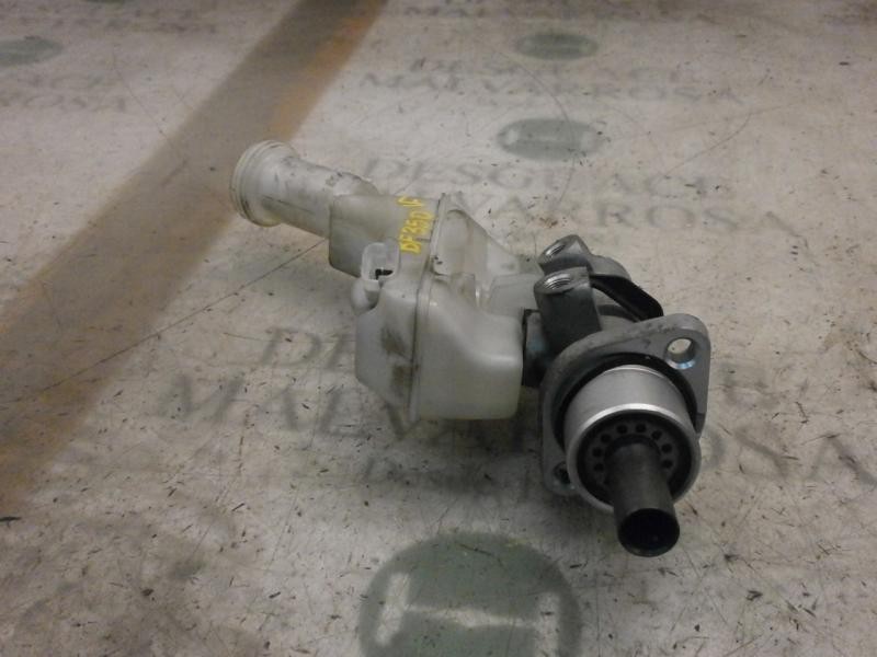 Recambio de bomba freno para renault clio grandtour dynamique referencia OEM IAM   