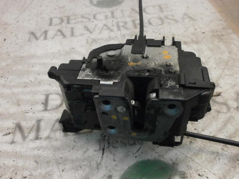 Recambio de cerradura puerta trasera derecha para renault clio grandtour dynamique referencia OEM IAM   