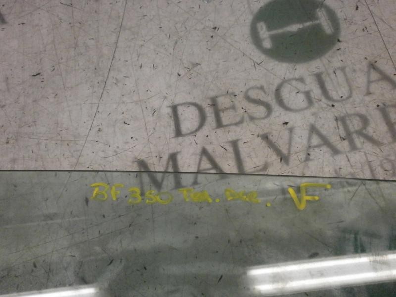 Recambio de cristal puerta trasero derecho para renault clio grandtour dynamique referencia OEM IAM   