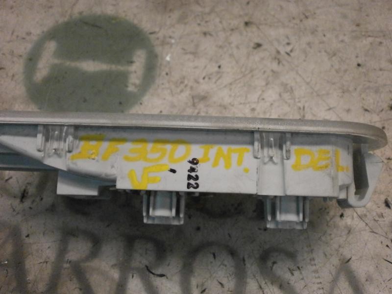 Recambio de piloto interior para renault clio grandtour dynamique referencia OEM IAM   