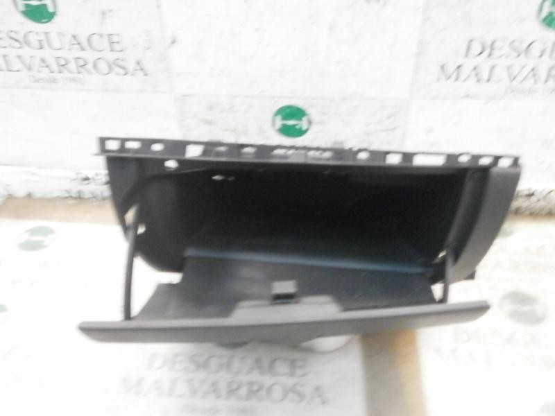 Recambio de guantera para renault clio grandtour dynamique referencia OEM IAM   