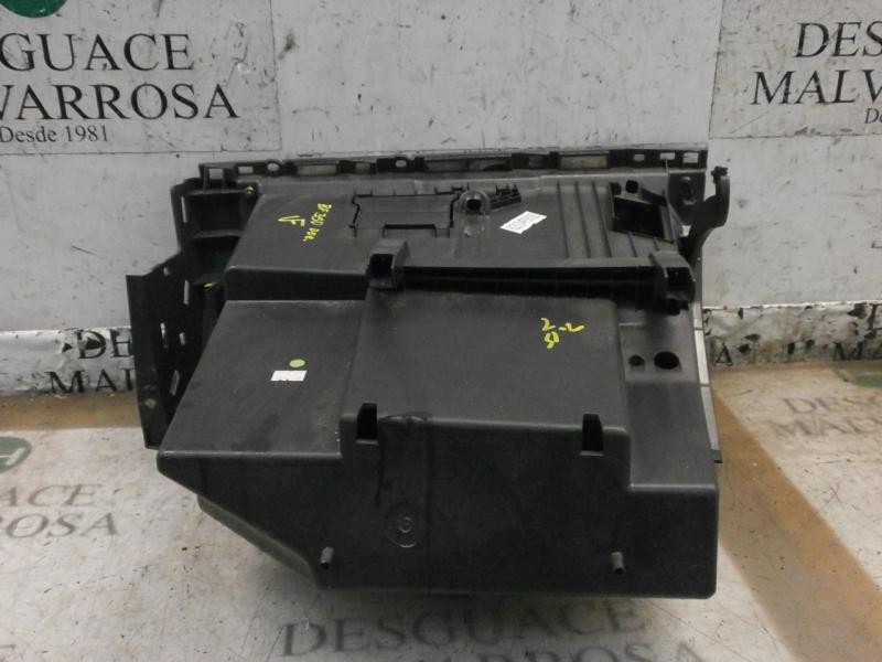 Recambio de guantera para renault clio grandtour dynamique referencia OEM IAM   