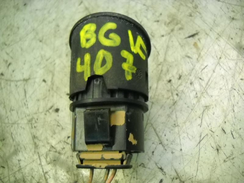 Recambio de modulo electronico para renault megane ii berlina 5p confort dynamique referencia OEM IAM   