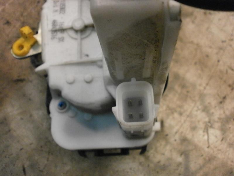 Recambio de cerradura puerta trasera derecha para fiat panda (169) 1.2 cat referencia OEM IAM 51917892  