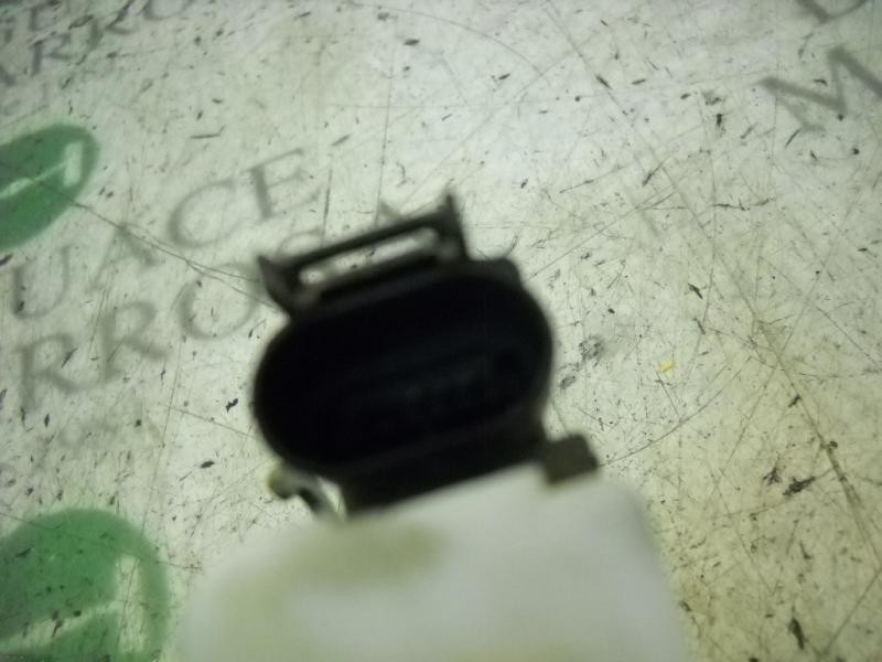 Recambio de cerradura puerta delantera derecha para audi a4 berlina (b5) 1.8 t referencia OEM IAM 8D1837016F  