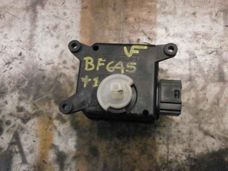 Recambio de motor apertura trampillas climatizador para opel zafira b enjoy referencia OEM IAM   