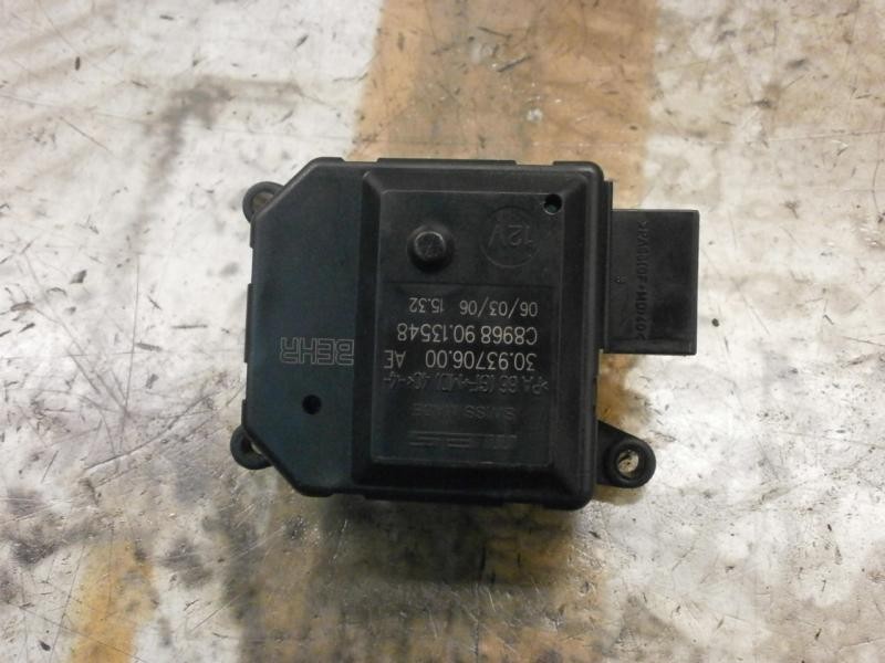 Recambio de motor apertura trampillas climatizador para opel zafira b enjoy referencia OEM IAM   