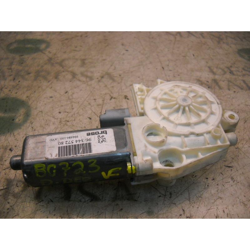 Recambio de motor elevalunas delantero derecho para peugeot 307 break / sw (s1) sw referencia OEM IAM   