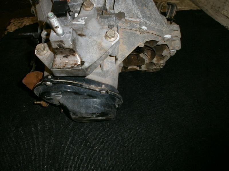Recambio de caja cambios para ford fiesta (cbk) fun referencia OEM IAM  2N1R7002CC 